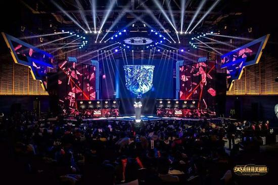 他們一記迎 他們一記迎